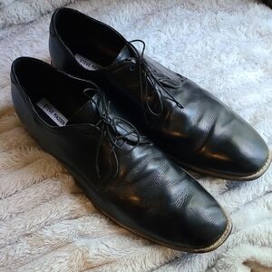 Steve Madden Black Leather Oxfords with Polished Finish